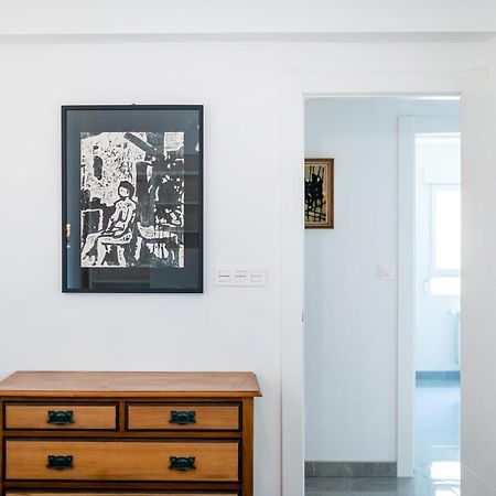 Elegante Y Centrico Alojamiento En Granada Appartement Buitenkant foto